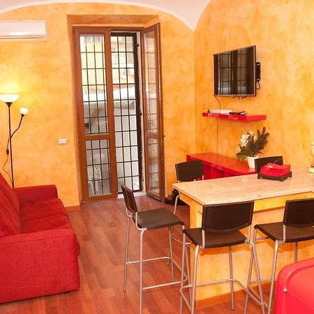 Apartament Lucky Domus Esquilino Rzym Pokój zdjęcie