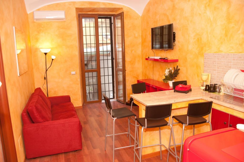 Apartament Lucky Domus Esquilino Rzym Pokój zdjęcie
