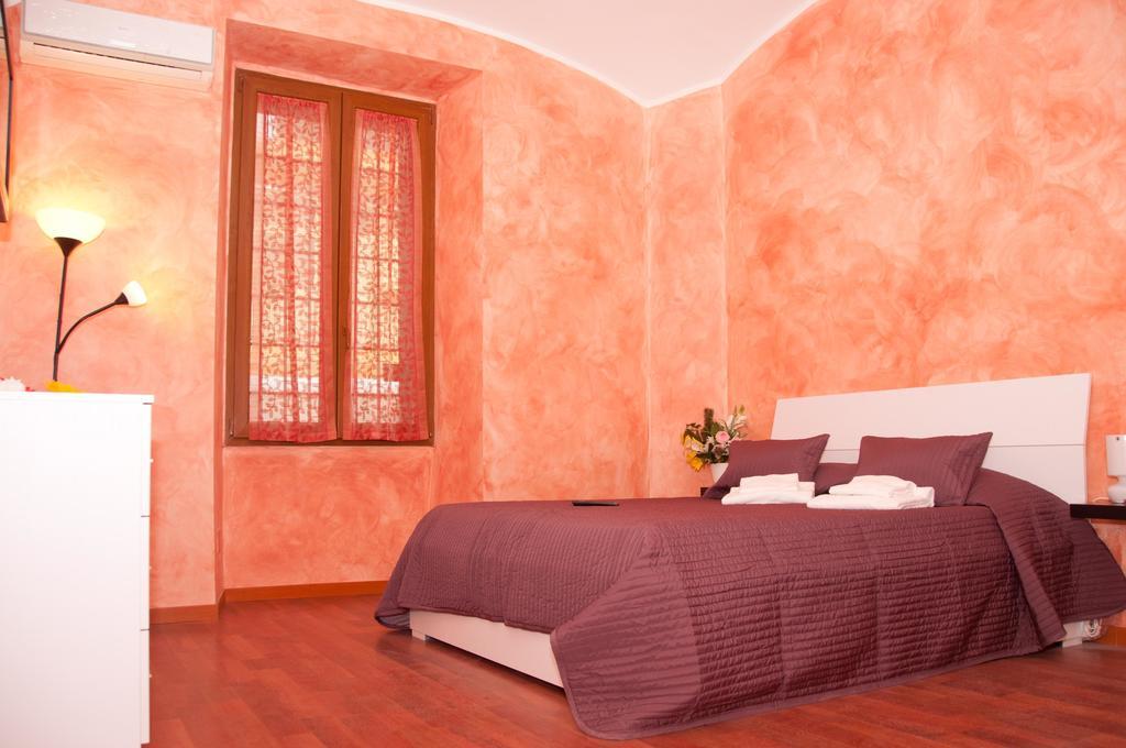 Apartament Lucky Domus Esquilino Rzym Pokój zdjęcie