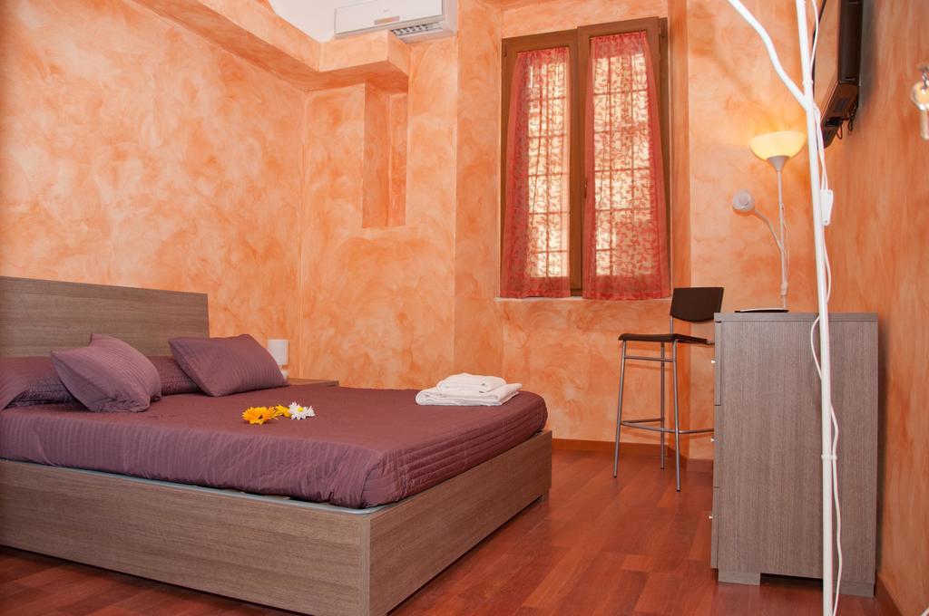 Apartament Lucky Domus Esquilino Rzym Pokój zdjęcie