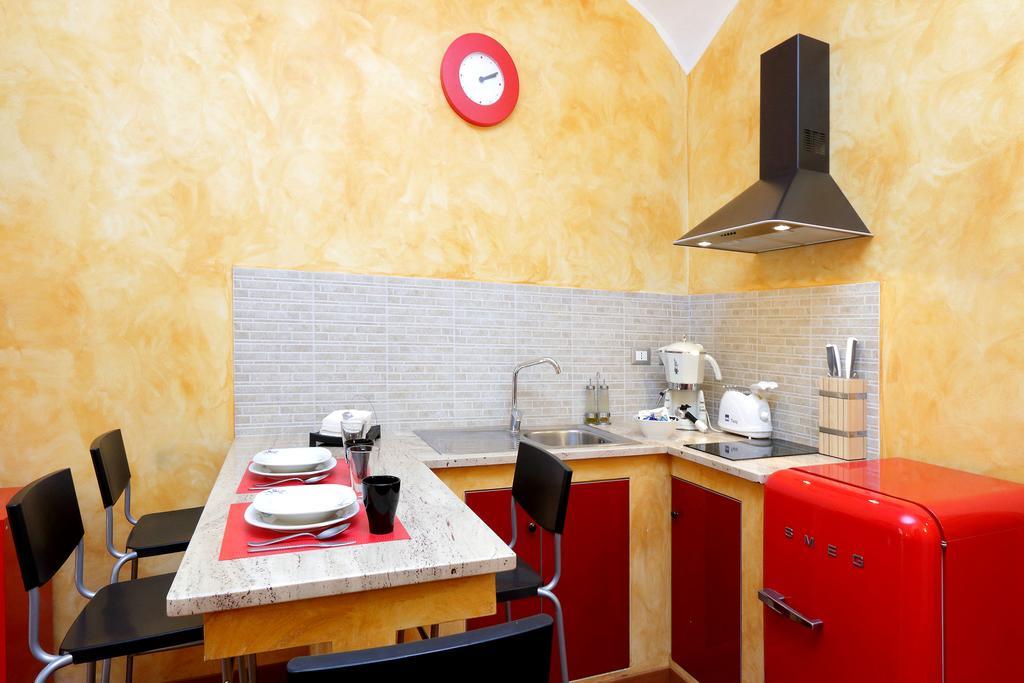 Apartament Lucky Domus Esquilino Rzym Pokój zdjęcie